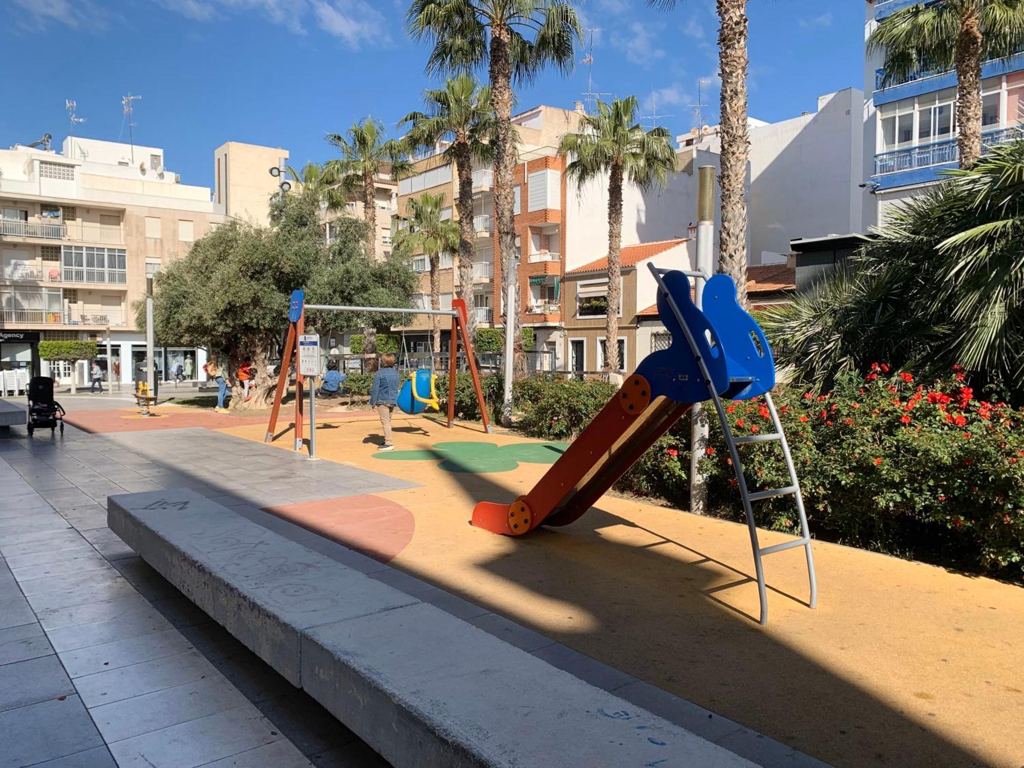 Residencia Blanca By Zanis Torrevieja